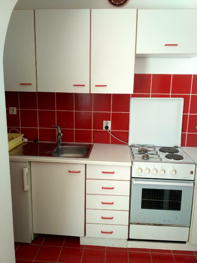 באסקה Apartments Irena מראה חיצוני תמונה